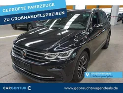 Deep black perleffekt Gebraucht 2022 VW Tiguan Active SUV | 23.295 € (Superpreis)