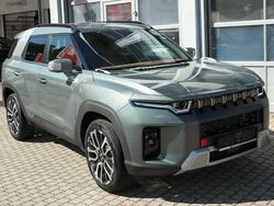 Forest green Gebraucht 2024 Ssangyong (KGM) Torres SUV | 39.900 €