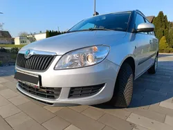 Silber Gebraucht 2011 Skoda Fabia Ambiente Kombi | 2.200 € (Guter Preis)