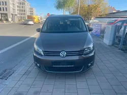 Braun Gebraucht 2013 VW Touran Life Van / Kleinbus | 8.700 € (Fairer Preis)