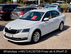 Weiß Gebraucht 2018 Skoda Octavia Style Limousine | 15.800 € (Fairer Preis)