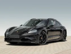 Tiefschwarzmetallic Gebraucht 2024 Porsche Taycan 4S Cross Turismo Limousine | 149.770 € (Etwas zu teuer)