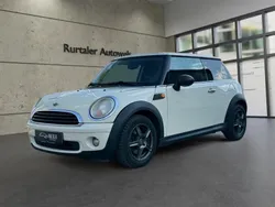 Weiß Gebraucht 2010 Mini ONE Kleinwagen | 5.499 € (Etwas zu teuer)