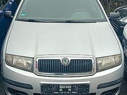 Silber Gebraucht 2006 Skoda Fabia Cool Edition Kleinwagen | 3.950 €