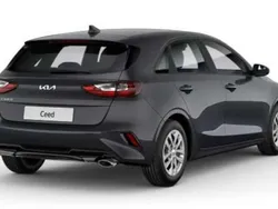 Pentametal metallic Neu 2025 Kia Ceed Vision Limousine | 22.000 € (Guter Preis)