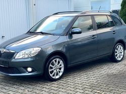 Grau Gebraucht 2014 Skoda Fabia Ambition Kleinwagen | 8.740 € (Fairer Preis)