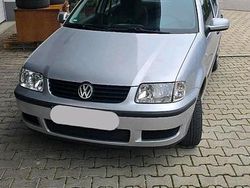 Silber Gebraucht 2002 VW Polo Kleinwagen | 1.800 € (Fairer Preis)