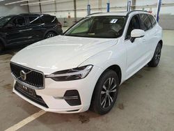 Weiß Gebraucht 2021 Volvo XC60 Momentum SUV | 32.980 € (Guter Preis)