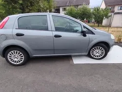 Grau Gebraucht 2011 Fiat Punto Pop Kleinwagen | 1.999 € (Fairer Preis)