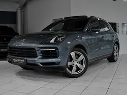 Blau Gebraucht 2018 Porsche Cayenne SUV | 49.900 € (Fairer Preis)
