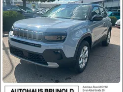 Grau Neu 2025 Jeep Avenger Altitude SUV | 32.900 € (Teuer)
