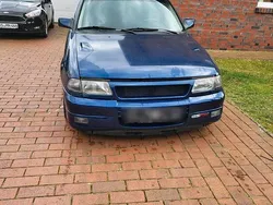 Blau Gebraucht 1994 Opel Astra Coupé | 2.200 €