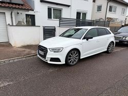 Weiß Gebraucht 2018 Audi A3 S-Line Kleinwagen | 13.900 € (Guter Preis)