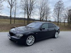 Schwarz Gebraucht 2006 BMW 750 Limousine | 7.999 € (Fairer Preis)