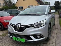 Grau Gebraucht 2017 Renault Scénic IV Bose Edition Van / Kleinbus | 13.449 € (Fairer Preis)