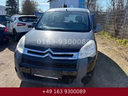 Schwarz Gebraucht 2011 Citroën Berlingo Van / Kleinbus | 3.750 € (Superpreis)