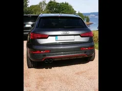 Grau Gebraucht 2015 Audi Q3 SUV | 19.500 € (Teuer)