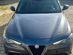 Grau Gebraucht 2016 Alfa Romeo Giulia Super Limousine | 16.500 € (Fairer Preis)