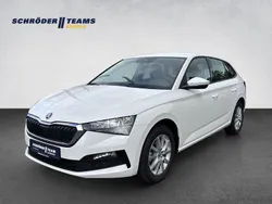 Weiß Gebraucht 2021 Skoda Scala Ambition Kleinwagen | 16.690 € (Fairer Preis)