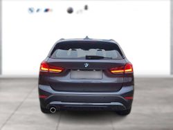 Metallic Gebraucht 2022 BMW X1 Sport Line SUV | 31.160 € (Teuer)
