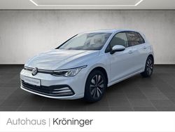 Weiß Gebraucht 2023 VW Golf VIII Move Kleinwagen | 25.990 € (Fairer Preis)
