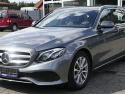 Grau Gebraucht 2017 Mercedes E200 Avantgarde Limousine | 17.990 € (Guter Preis)