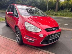 Rot Gebraucht 2013 Ford S-MAX Titanium Van / Kleinbus | 9.990 € (Etwas zu teuer)