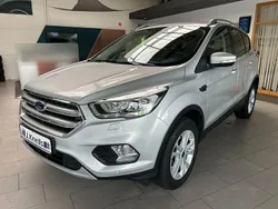Silber Gebraucht 2018 Ford Kuga Titanium SUV | 17.450 € (Fairer Preis)
