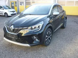 Blackpearlschwartmetallic Gebraucht 2024 Renault Captur Techno SUV | 19.990 € (Etwas zu teuer)
