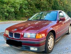 Rot Gebraucht 1995 BMW 316 Limousine | 3.999 €