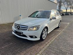 Weiß Gebraucht 2010 Mercedes C350 AMG line Kombi | 8.500 €