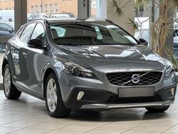 Grau metallic Gebraucht 2015 Volvo V40 CC Kombi | 17.420 € (Teuer)