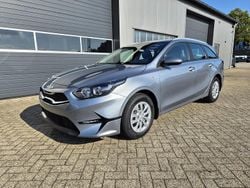 Lunarsilber metallic Neu 2025 Kia Ceed Sportswagon Vision Kombi | 25.470 €