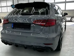 Schwarz Gebraucht 2019 Audi RS3 Sport Kleinwagen | 52.500 € (Teuer)