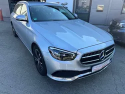 Silber Gebraucht 2022 Mercedes E220 Avantgarde Kombi | 33.700 € (Guter Preis)
