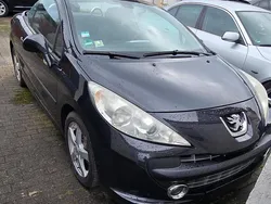 Schwarz Gebraucht 2007 Peugeot 207 CC Cabrio | 2.990 €