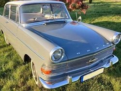 Grau Gebraucht 1962 Opel Rekord Limousine | 9.900 €