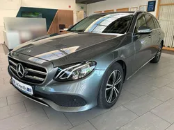Grau Gebraucht 2019 Mercedes E200 Avantgarde Limousine | 27.450 € (Guter Preis)