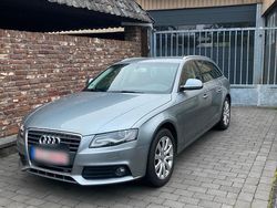 Grau Gebraucht 2009 Audi A4 Kombi | 5.900 € (Etwas zu teuer)