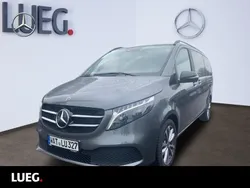 Grau Gebraucht 2023 Mercedes V250 Edition Van / Kleinbus | 72.471 €