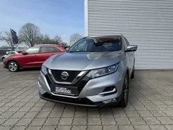 Silber Gebraucht 2019 Nissan Qashqai N-Connecta SUV | 18.490 € (Fairer Preis)
