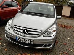 Silber Gebraucht 2006 Mercedes B200 Van / Kleinbus | 2.800 € (Superpreis)
