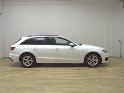 Weiss Gebraucht 2021 Audi A4 Sport Kombi | 20.480 € (Superpreis)