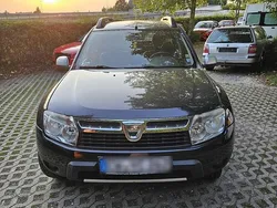 Schwarz Gebraucht 2011 Dacia Duster SUV | 4.000 € (Guter Preis)