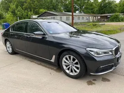 Grau Gebraucht 2017 BMW 750L Sport Line Limousine | 24.900 € (Guter Preis)