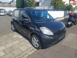 Schwarz Gebraucht 2006 Daihatsu Sirion Kleinwagen | 2.499 € (Fairer Preis)