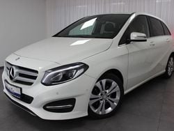 Weiß Gebraucht 2016 Mercedes B180 Urban Van / Kleinbus | 14.990 € (Fairer Preis)