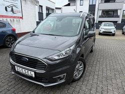 Grau Gebraucht 2021 Ford Tourneo Titanium Van / Kleinbus | 19.999 € (Superpreis)