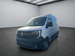 Weiß Neu 2025 Renault Master Limousine | 40.949 € (Etwas zu teuer)