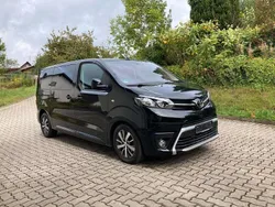 Graphitschwarz Gebraucht 2022 Toyota Proace Verso Plus Kombi | 29.990 € (Guter Preis)